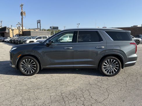 Used 2023 Hyundai Palisade Calligraphy FWD image 6