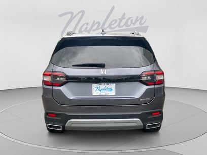 Used 2025 Honda Pilot Touring
