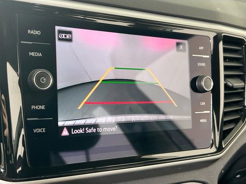 Used 2023 Volkswagen Atlas SE image 13