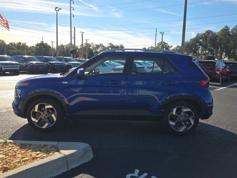 Certified 2023 Hyundai Venue Limited image 17