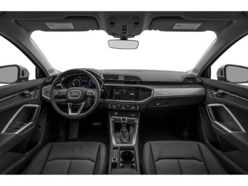Used 2021 Audi Q3 2.0T Premium w/ Convenience Package AWD/4WD image 8
