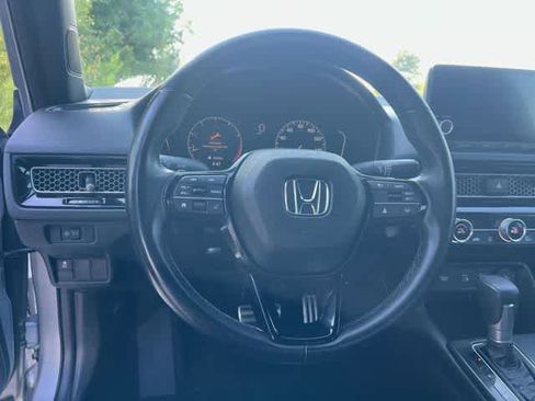 Certified 2025 Honda Civic Sport image 17