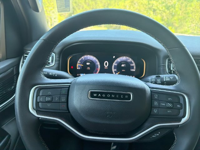 Used 2022 Jeep Wagoneer Series I w/ Convenience Group I AWD/4WD image 17