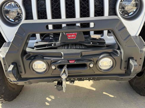 Used 2022 Jeep Gladiator Mojave w/ LED Lighting Group image 22