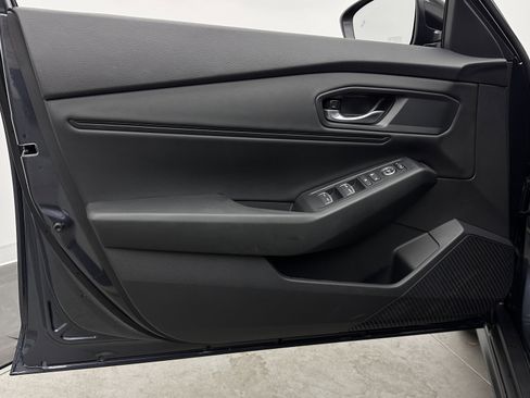 Used 2025 Honda Accord SE image 11