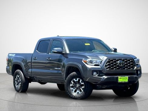 Used 2023 Toyota Tacoma TRD Off-Road w/ Advanced Technology Package AWD/4WD image 2