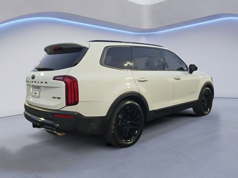 Used 2021 Kia Telluride SX w/ SX Prestige Package image 5