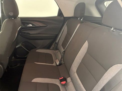 Certified 2022 Chevrolet TrailBlazer LT w/ Driver Confidence Package image 18