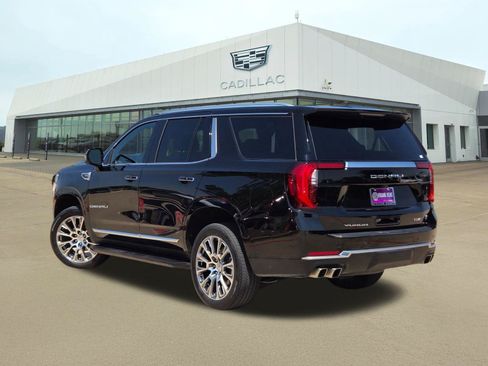 Used 2025 GMC Yukon Denali AWD/4WD image 4