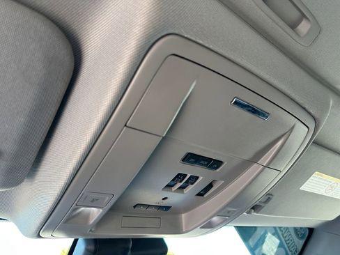 Used 2017 GMC Sierra 2500 Denali w/ Duramax Plus Package image 21