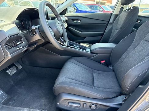 Used 2023 Honda Accord EX image 3
