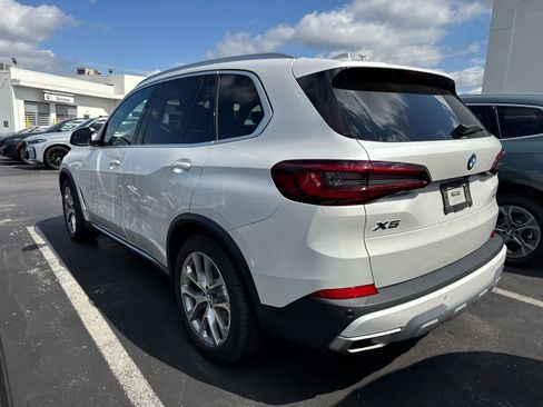 Used 2023 BMW X5 xDrive40i w/ Premium Package AWD/4WD image 5