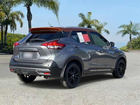 Certified 2020 Nissan Kicks SR image 4