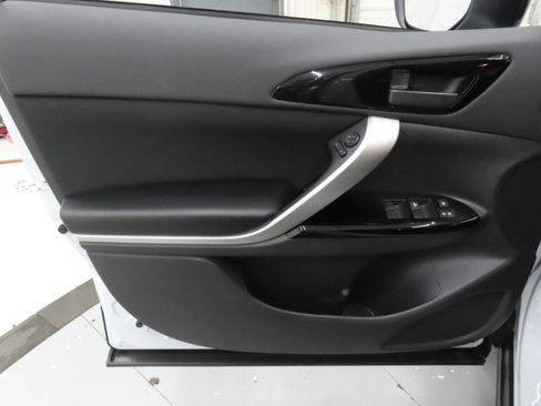 New 2026 Mitsubishi Eclipse Cross LE AWD/4WD image 10