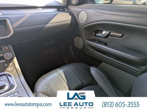 Used 2018 Land Rover Range Rover Evoque SE AWD/4WD image 17