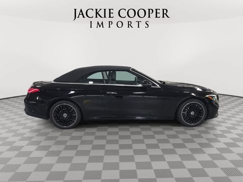 Used 2025 Mercedes-Benz CLE 300 4MATIC Cabriolet image 4