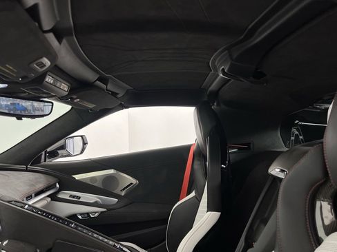 Used 2023 Chevrolet Corvette Stingray Premium Cpe w/ Z51 Performance Package image 29