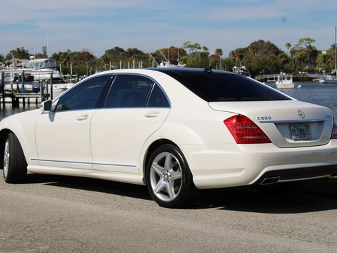 Used 2011 Mercedes-Benz S 550 S 550 4MATIC image 5