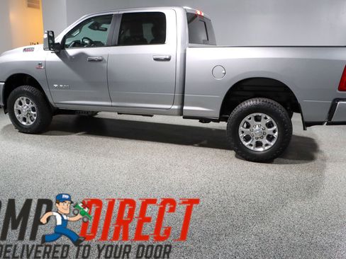 Used 2024 RAM 2500 Laramie w/ Safety Group AWD/4WD image 7