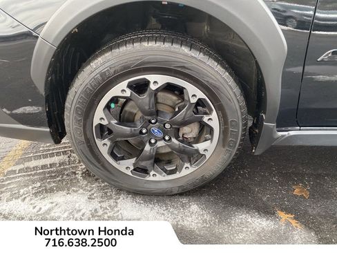 Used 2023 Subaru Crosstrek 2.0i image 18