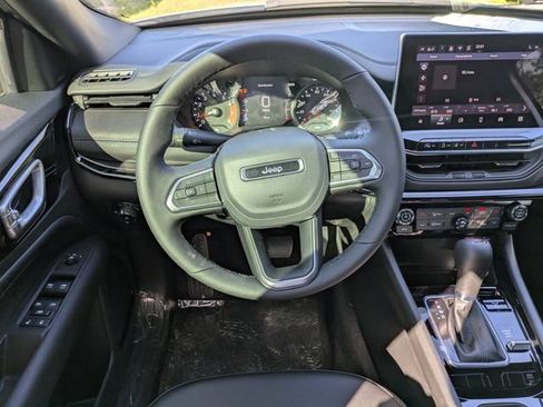 New 2026 Jeep Compass Latitude AWD/4WD image 14