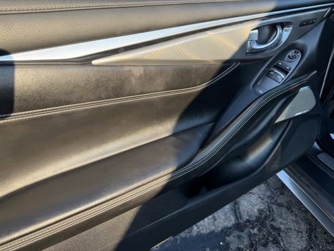 Used 2018 INFINITI Q60 3.0t Luxe w/ Sensory Package 3.0T Luxe image 23