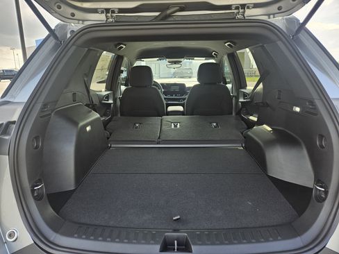 New 2026 Chevrolet Equinox LT w/ Midnight Edition FWD image 6