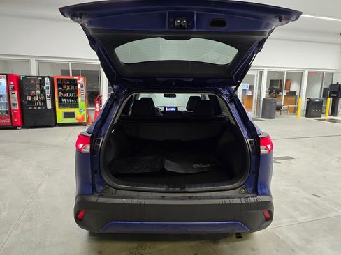 Used 2023 Toyota Corolla Cross LE w/ Moonroof Package image 35