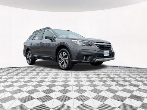 Used 2020 Subaru Outback Limited w/ Popular Package #2 image 16