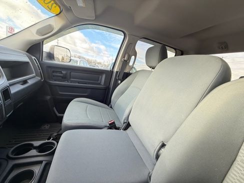 Used 2015 RAM 2500 Tradesman w/ Chrome Appearance Group image 9