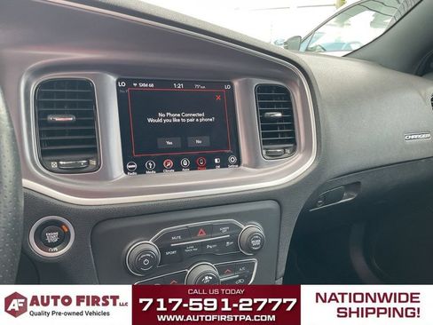 Used 2019 Dodge Charger SXT w/ Blacktop Package AWD/4WD image 22