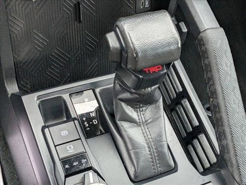 Used 2024 Toyota Tacoma TRD Sport image 11