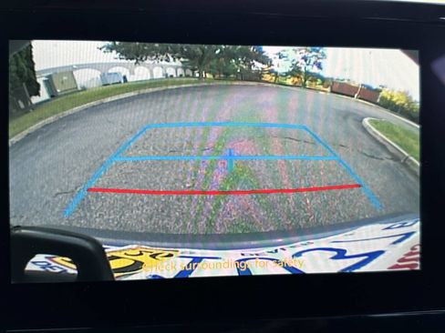 Used 2025 Toyota Corolla LE image 38