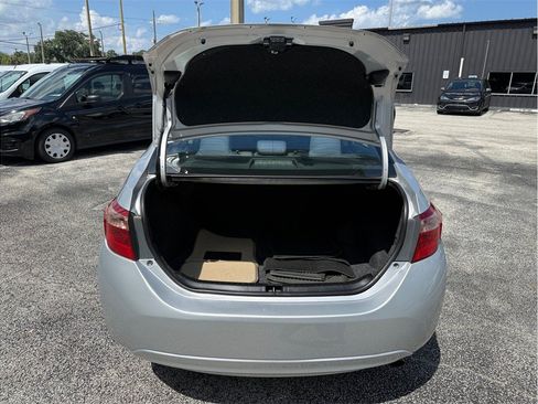 Used 2019 Toyota Corolla LE FWD image 33