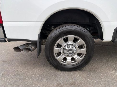 Used 2023 Ford F350 Lariat w/ Lariat Ultimate Package AWD/4WD image 22