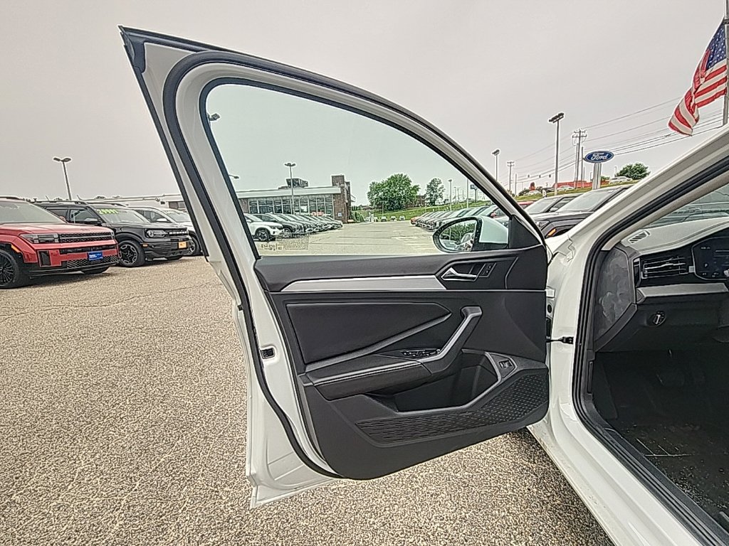 New 2026 Volkswagen Jetta S FWD image 11