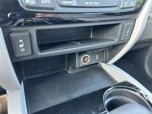 Used 2017 Honda Ridgeline RTL-E image 27