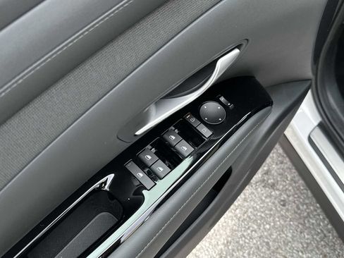 New 2026 Hyundai Tucson Limited image 15