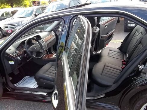 Used 2012 Mercedes-Benz E 350 4MATIC Sedan image 7