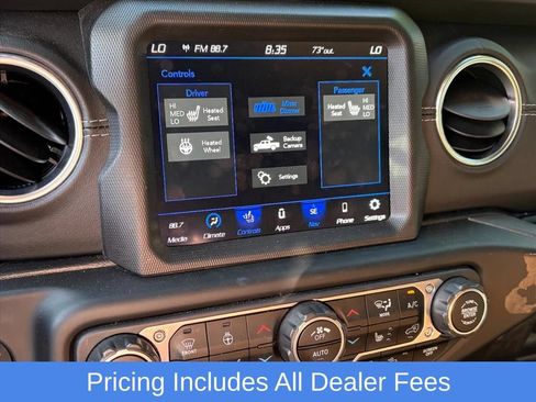 Used 2021 Jeep Gladiator Overland w/ Popular Equipment Package AWD/4WD image 11