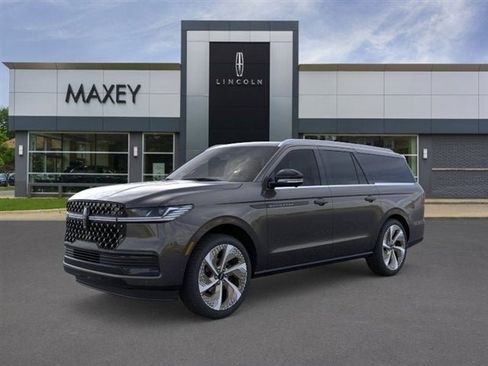 New 2026 Lincoln Navigator L Black Label AWD/4WD image 70