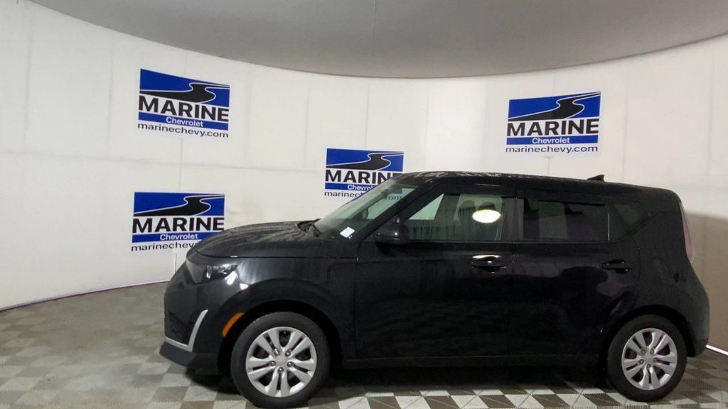 Used 2024 Kia Soul LX FWD image 7