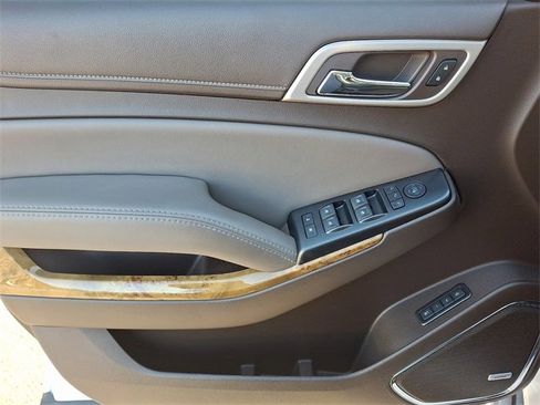 Used 2017 GMC Yukon Denali image 13