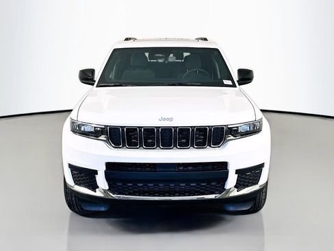 New 2026 Jeep Grand Cherokee L Laredo image 2