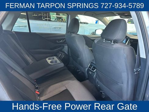 Used 2025 Subaru Outback Premium AWD/4WD image 7