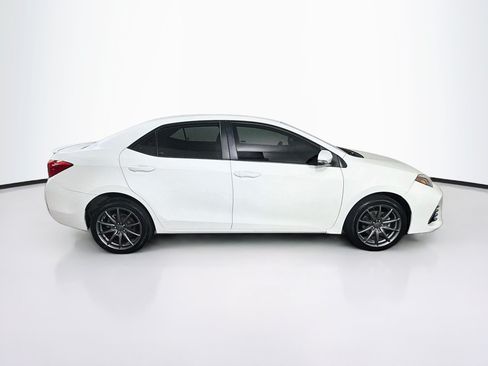 Used 2017 Toyota Corolla SE FWD image 10