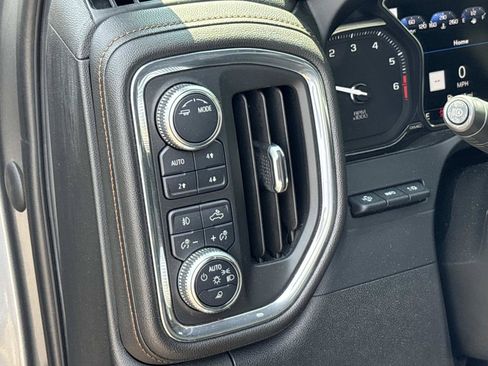 Used 2021 GMC Sierra 1500 AT4 w/ AT4 Premium Package AWD/4WD image 20