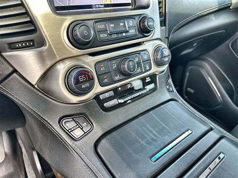 Used 2019 GMC Yukon XL Denali w/ Denali Ultimate Package image 27