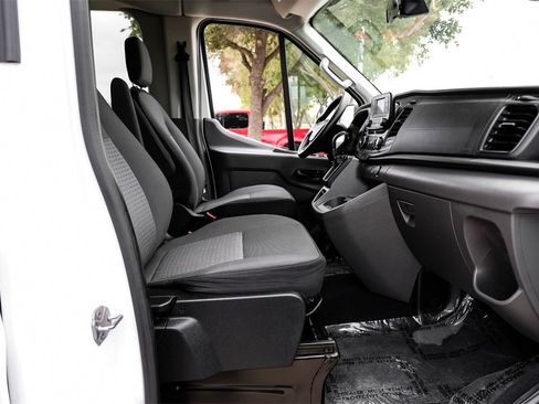 Used 2021 Ford Transit 350 XLT image 33