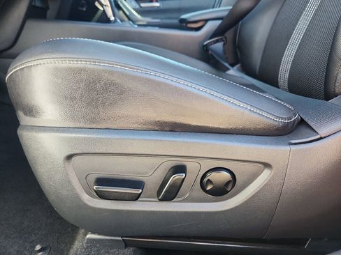 Used 2025 MAZDA CX-50 AWD 2.5 S w/ Preferred Package image 19